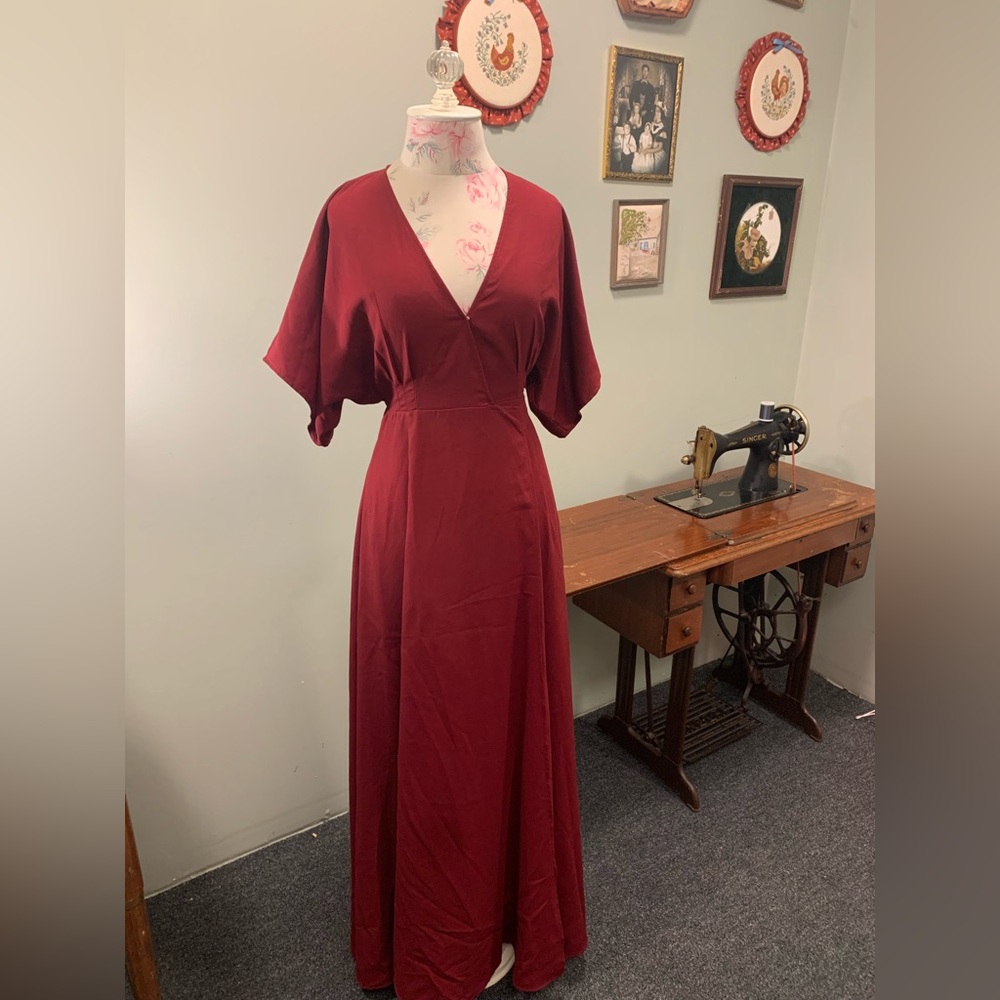 Elegant Red Maxi Dress